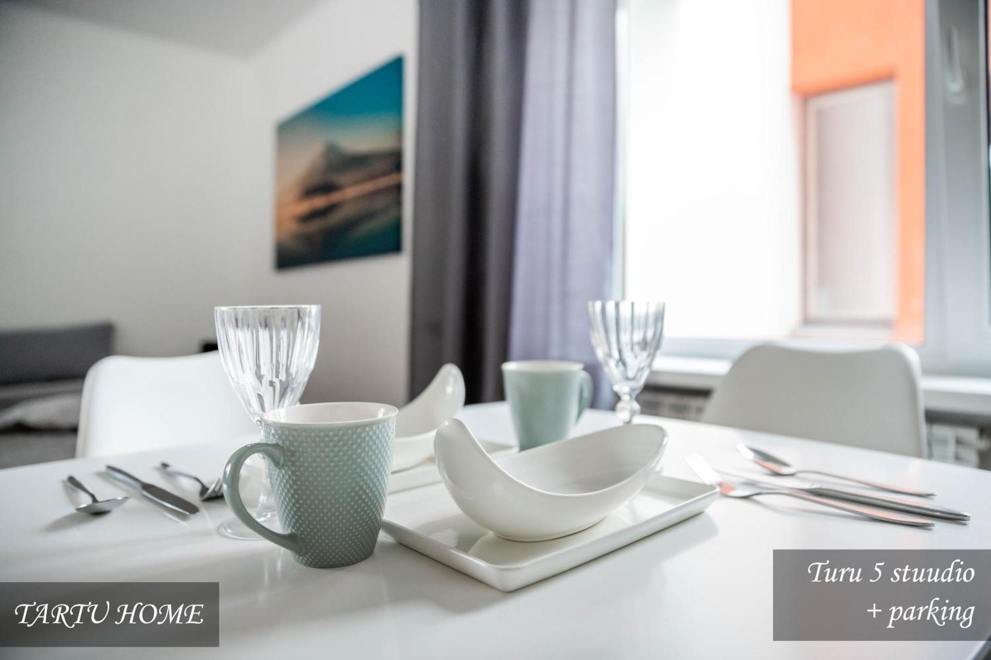 City Center Turu Str Apartments, Parking, Tartu Home Esterno foto